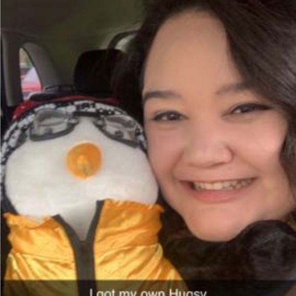 Meet your Posher, Amanda - Picture 2 of 2